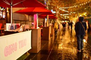 Crown Promenade at Ging Thai