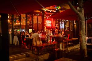 Dining Ging Thai (1)