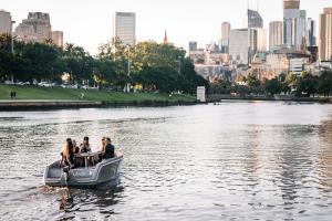 Evening cruise with GoBoat Melbourne