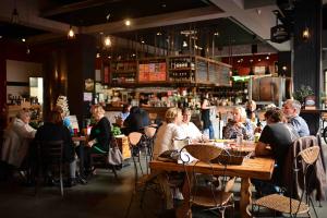 Interior (3) Melbourne Wine Bar South Wharf