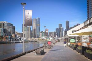 South Wharf promenade